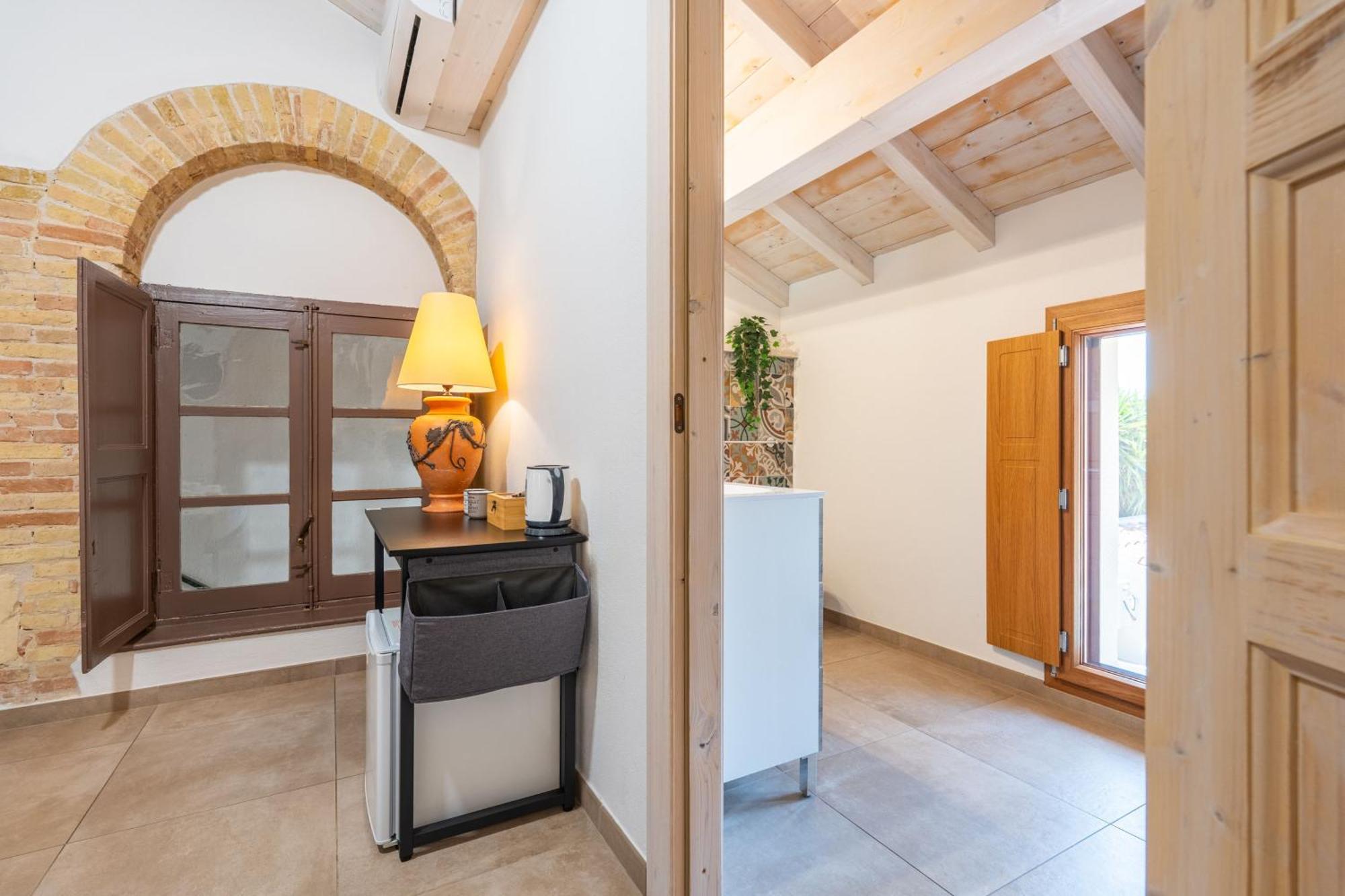 Villa Campidanese 阿塞米尼 外观 照片